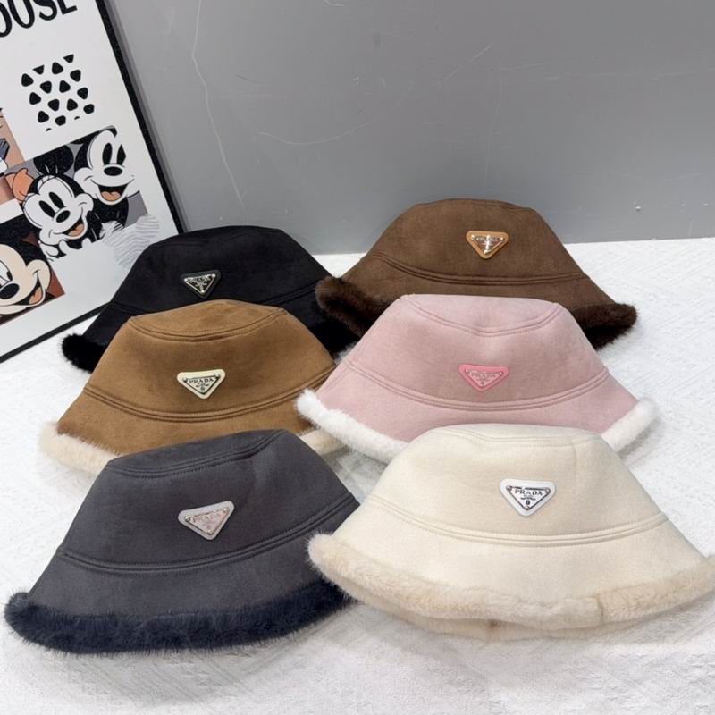 Prada hat 120905